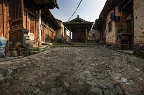 欒川有哪些旅遊景區，不妨從地理環境與文化景觀雙重角度來探討。